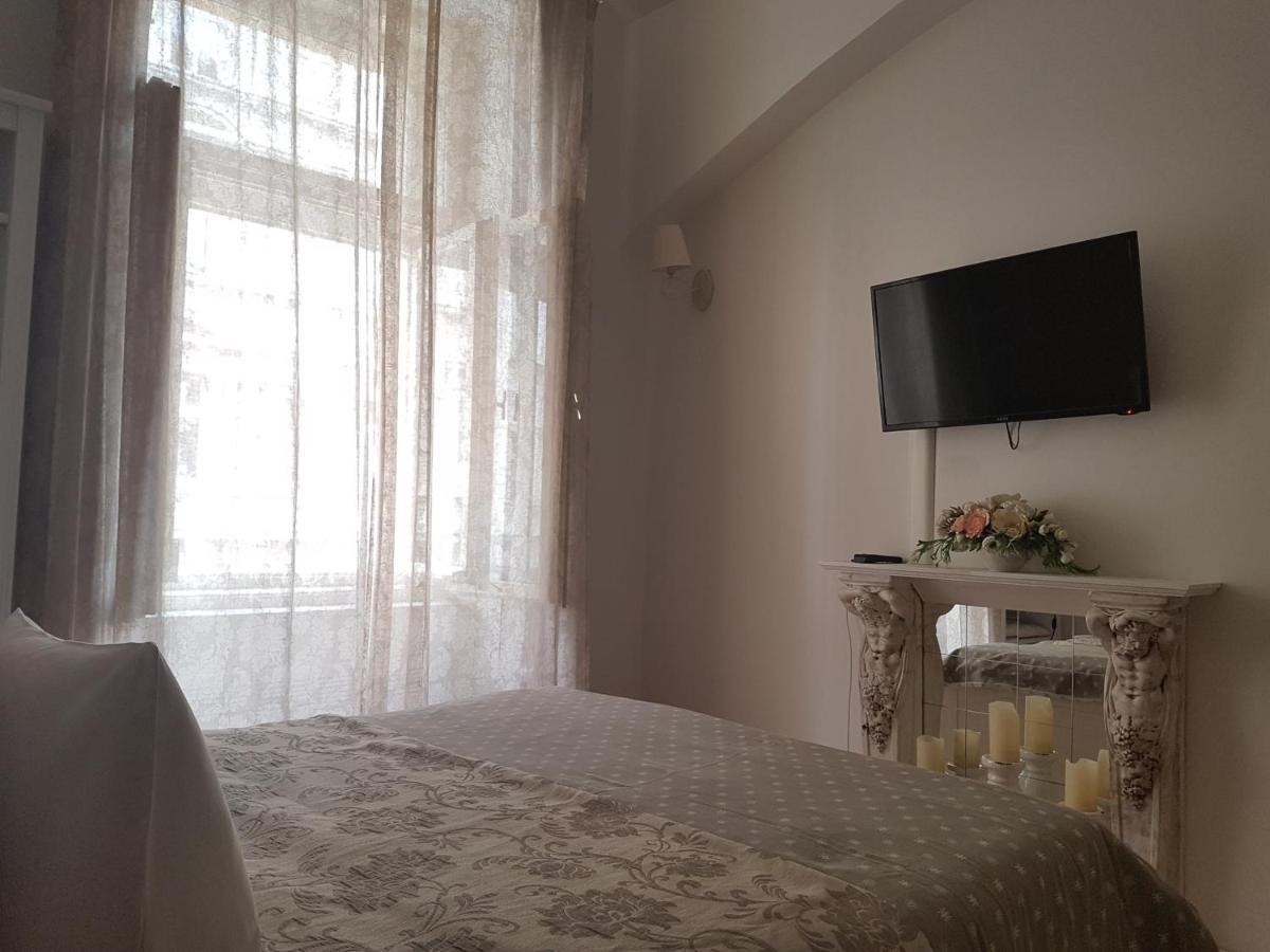 With The Lions Apartament
